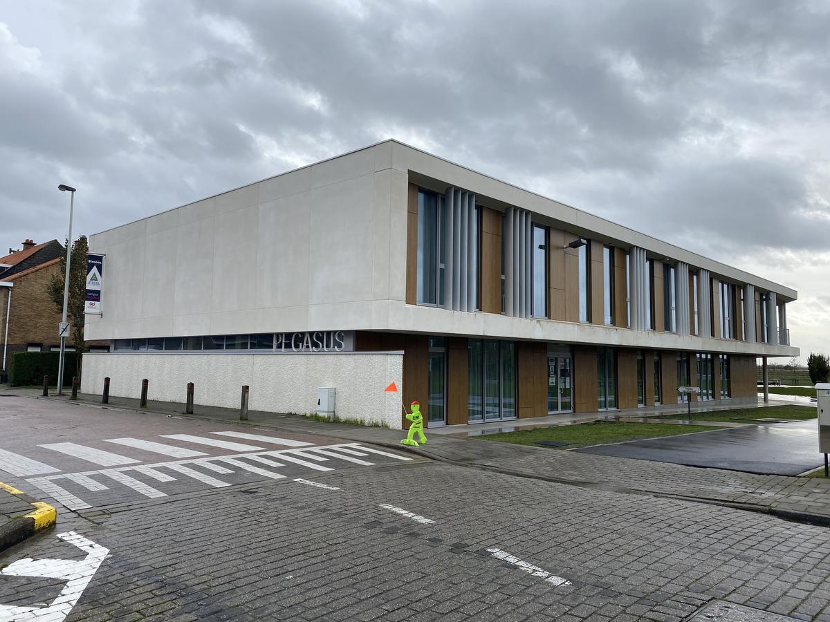 Onder meer de leerlingen van de middelbare school Pegasus kunnen tot na de paasvakantie niet naar school.© Jeffrey Roos