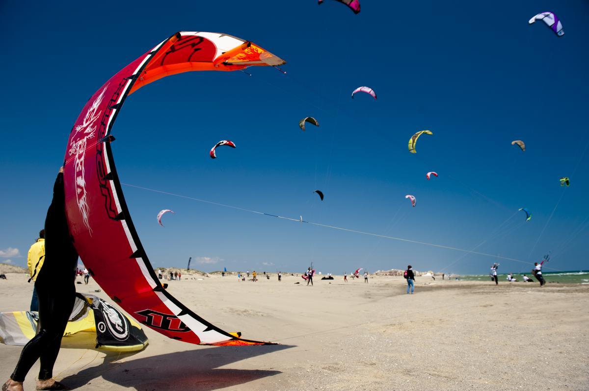 Canet is een paradijs voor kitesurfers.© Igor Vandenberghe