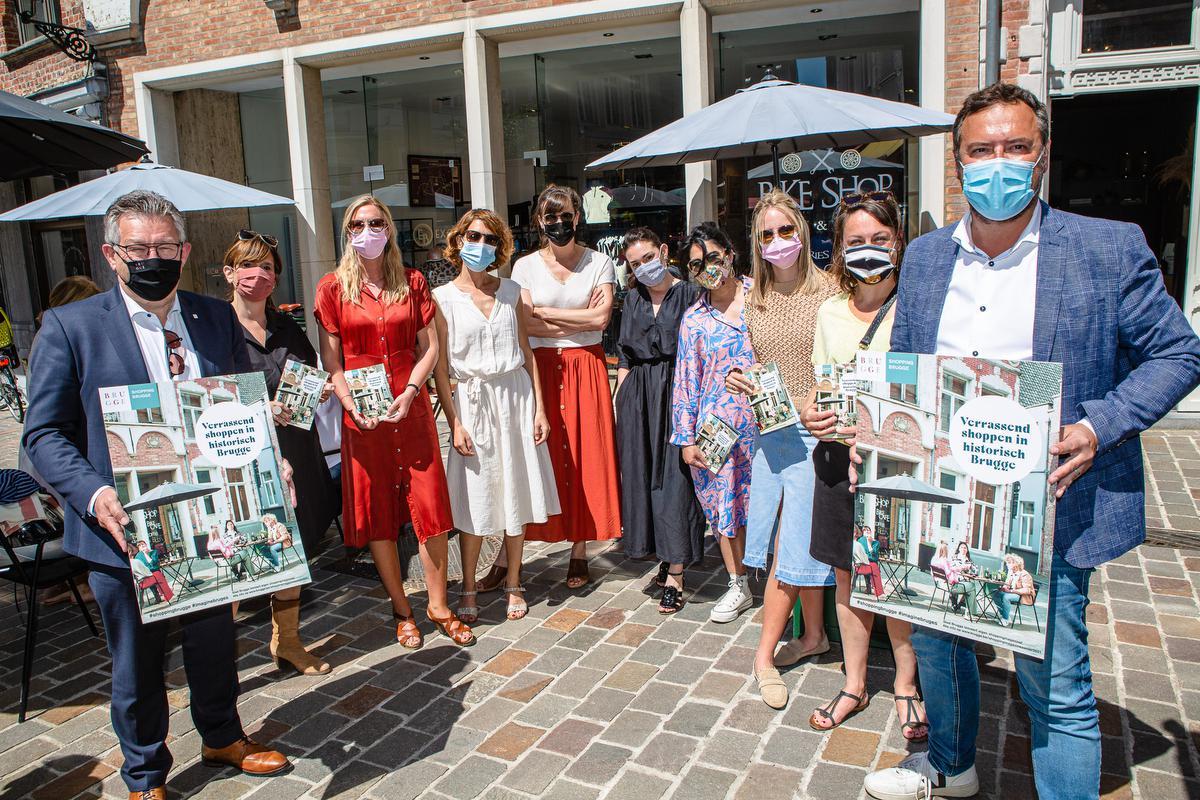 Lancering gloednieuw shoppingmagazine.© Davy Coghe