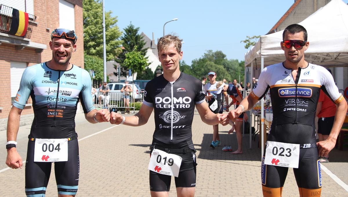Bij de mannen maakte Sander Heemeryck (midden) zijn favorietenrol waar. Hij won voor Lukas Bosmans (links) en Tom Mets.© ACR