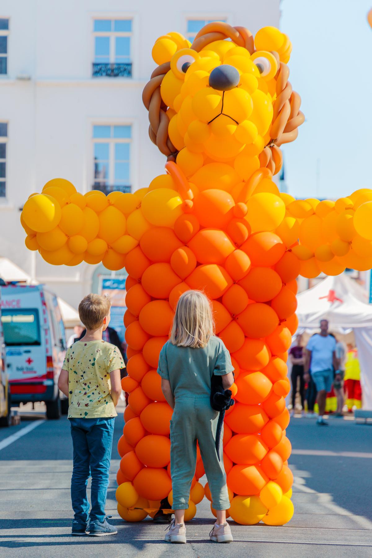 Op Zotte Maandag zijn er ook twee ballonreuzen present.© gf
