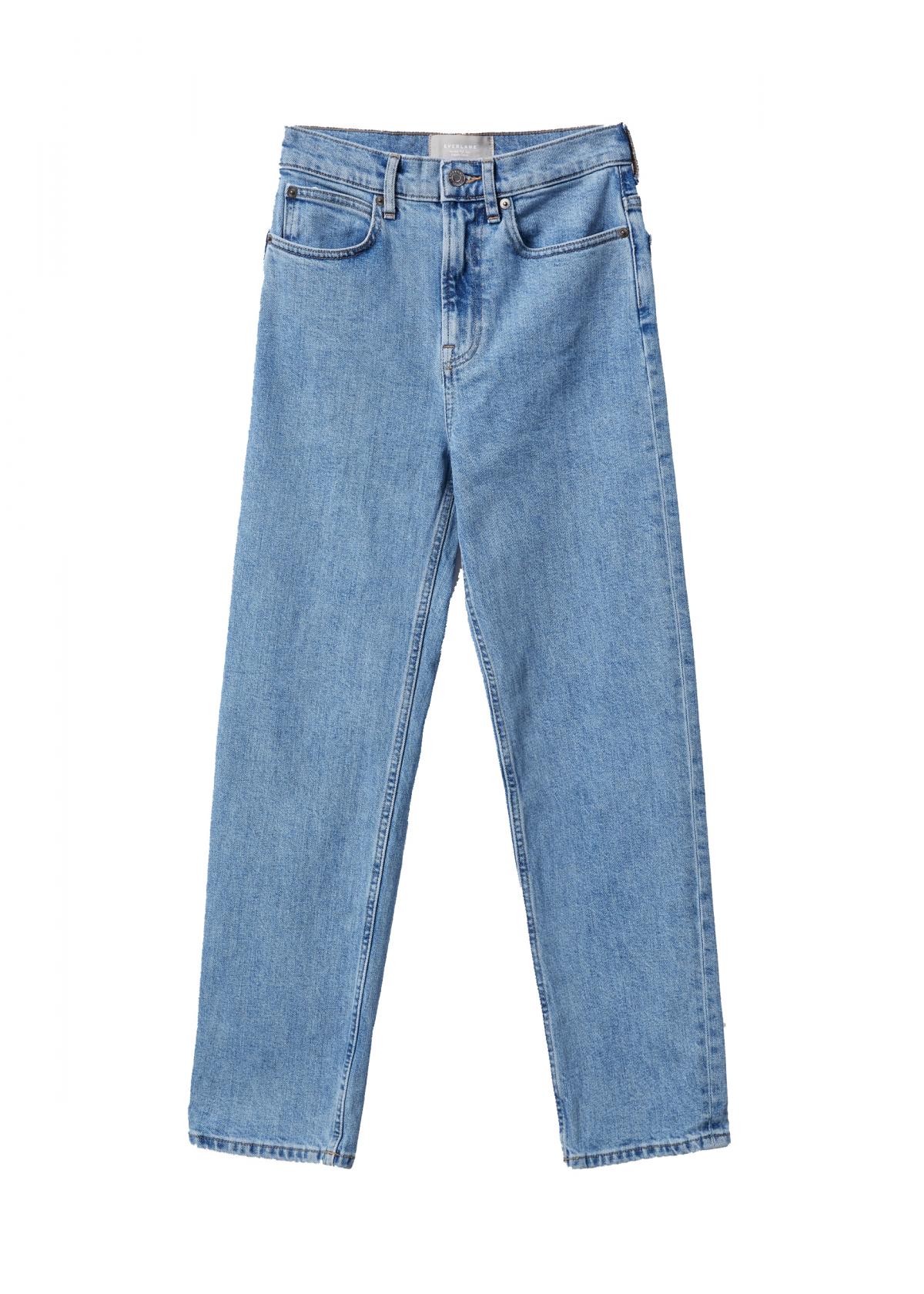 9. Non-trendy jeans
