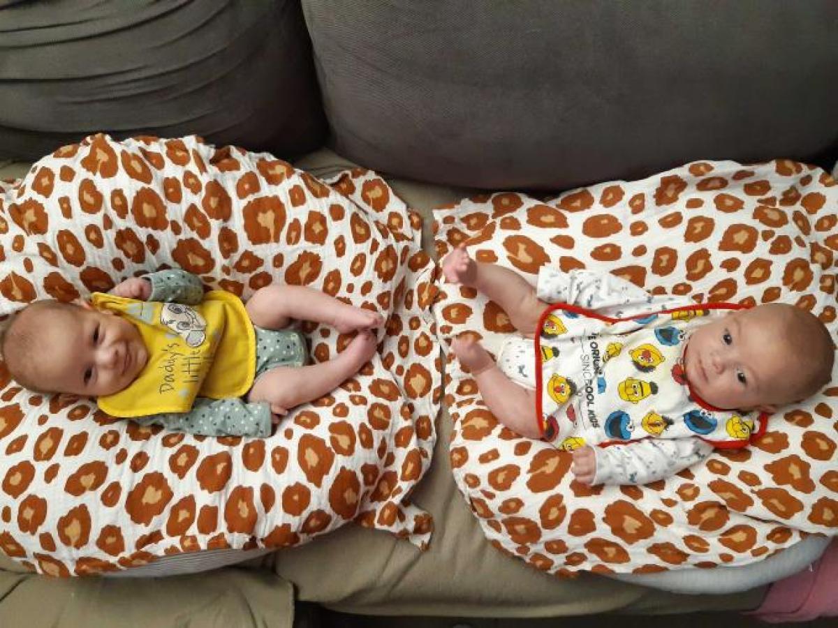 Les jumeaux ont 2 mois