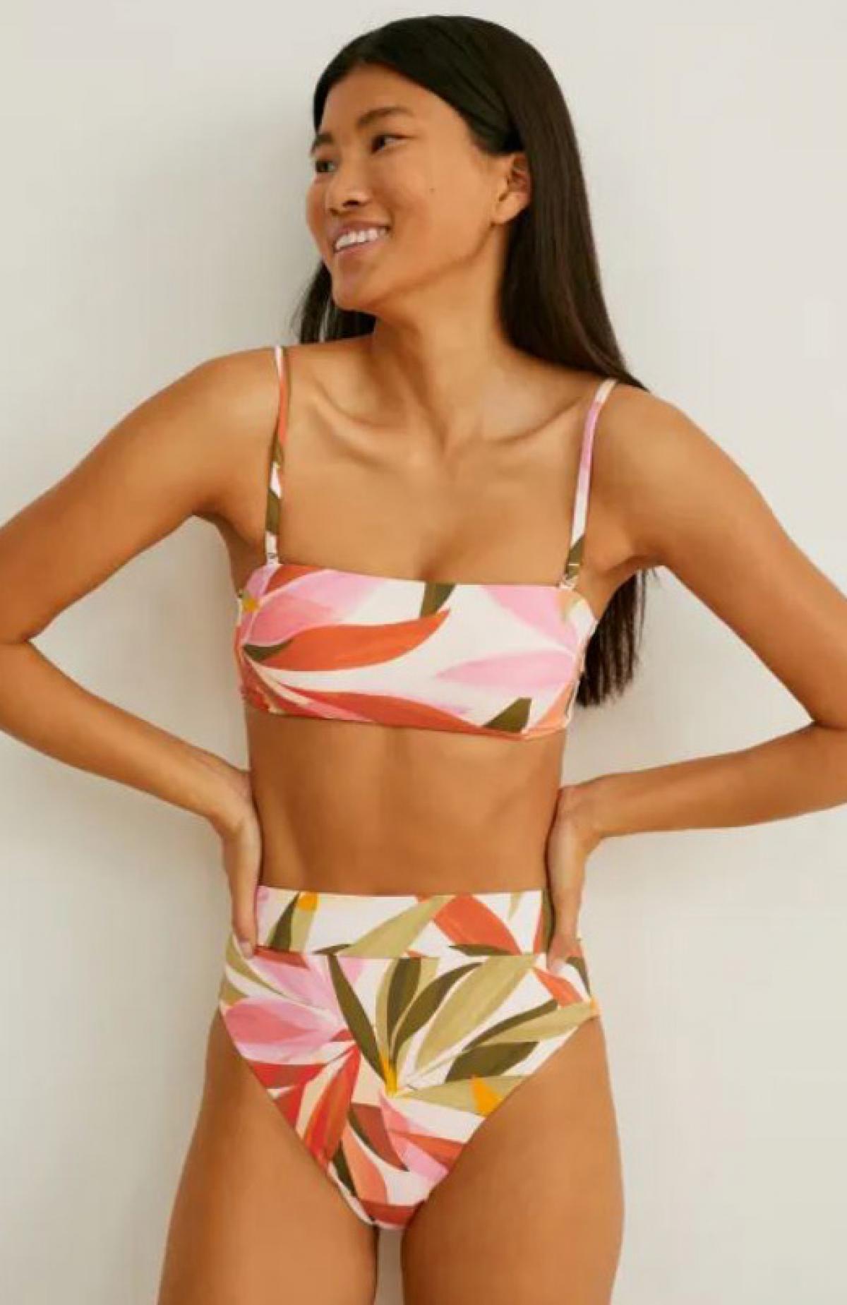 12 bikini's waarmee je in een broekje met hoge kan flaneren