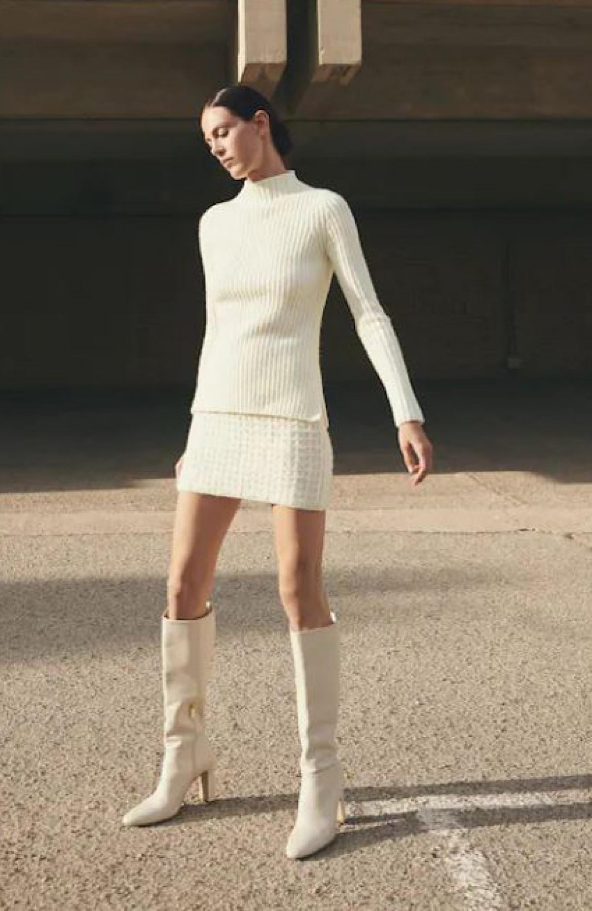 Beige leren laarzen met losse schacht