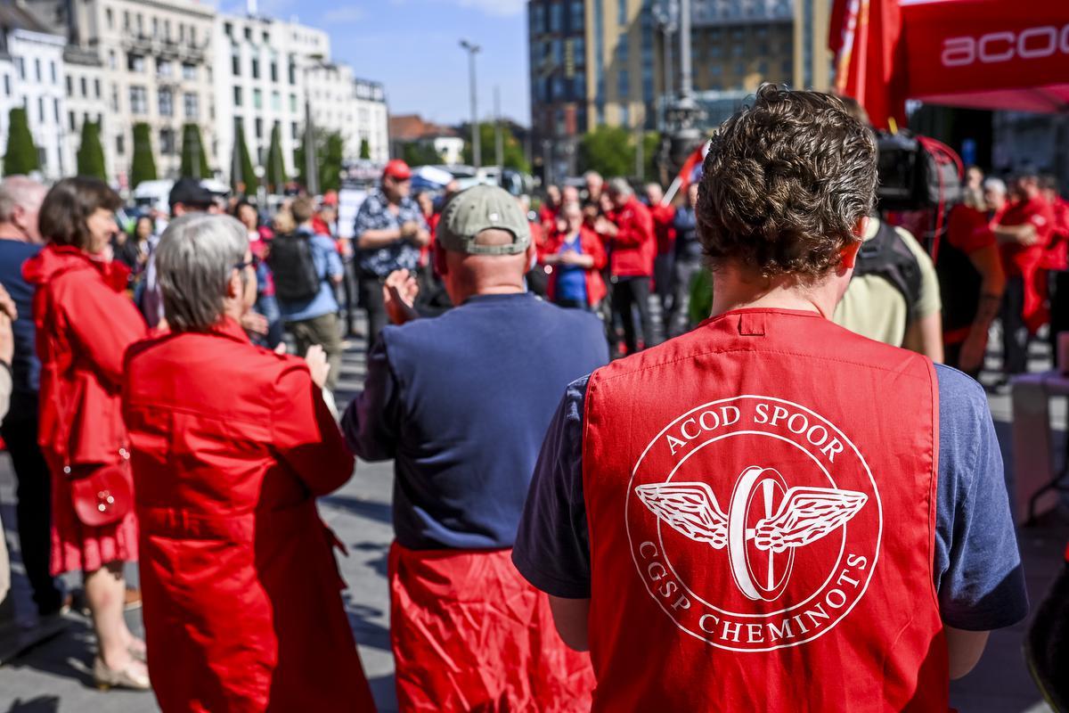 Archiefbeeld van mei dit jaar. Vandaag vindt in het hele land een nationale actie- en stakingsdag plaats.