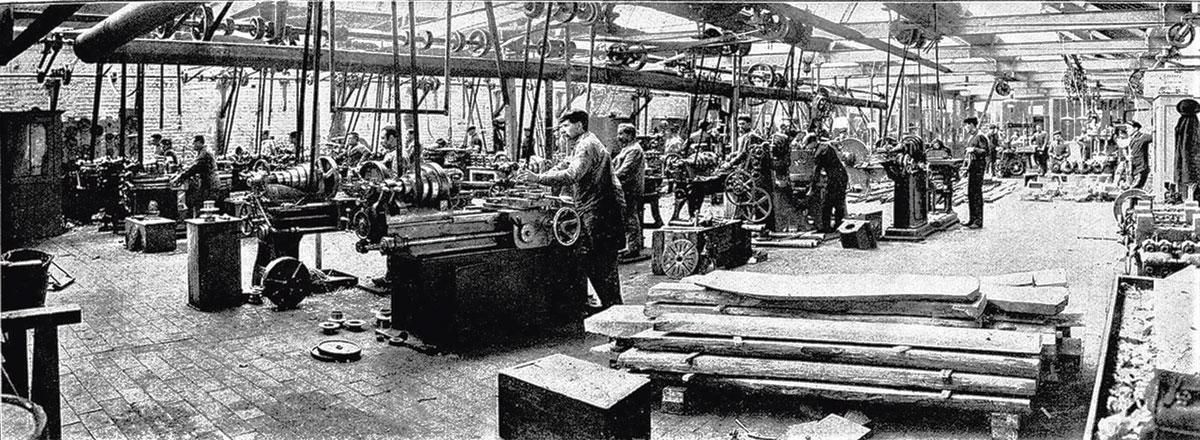De ateliers van Belgica, ca. 1907. Mettewies eerste auto's waren elektrisch.
