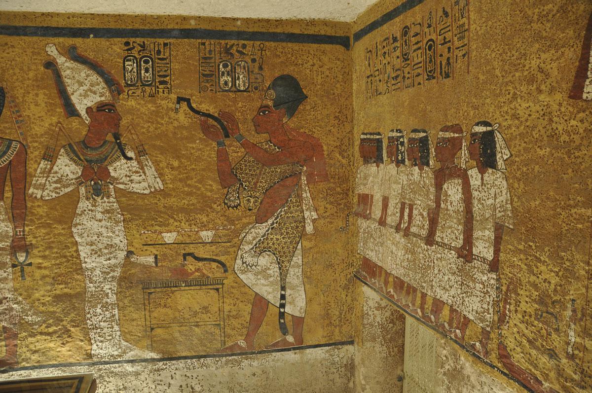 La tombe du douzième pharaon de la XVIIIe dynastie, le legs le plus spectaculaire de l'histoire de l'archéologie.
