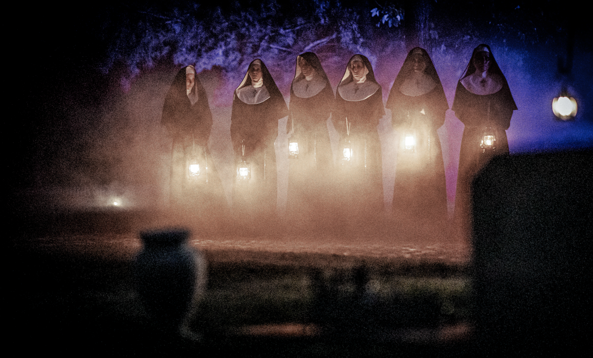 Op vraag van Bouwgroep Versluys creëerde meetmarcel een evenement gebaseerd op de horrorfilm The Nun.