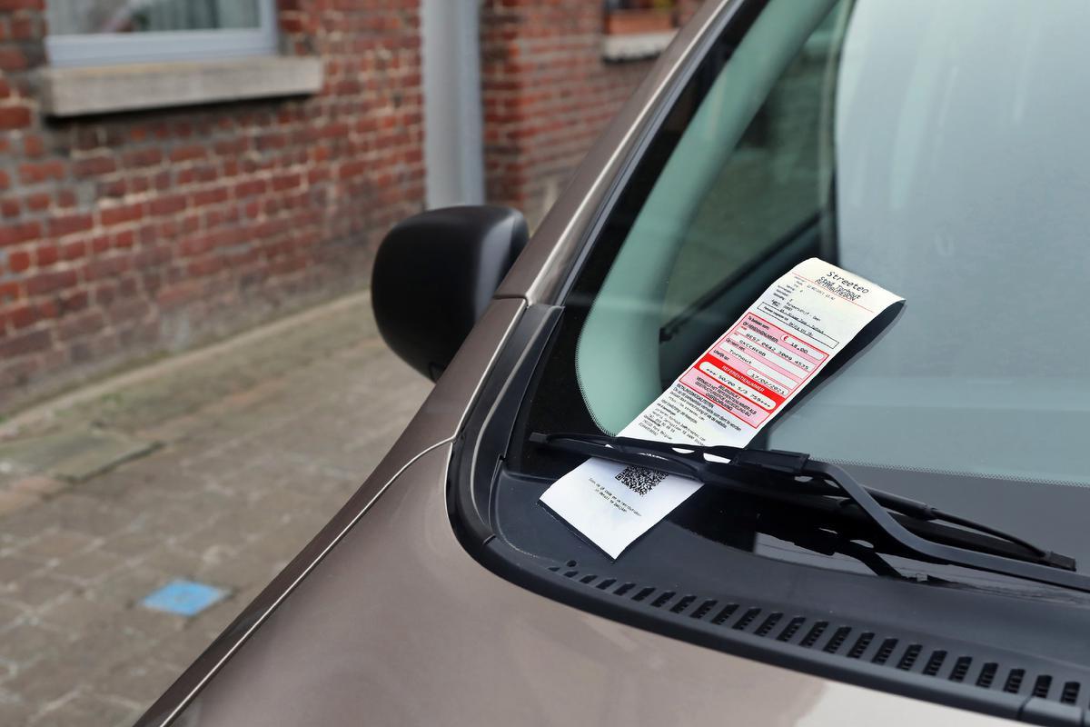 Parkeerboete Stijgt In Torhout Van 18 Naar 20 Euro Bewonerskaart Van