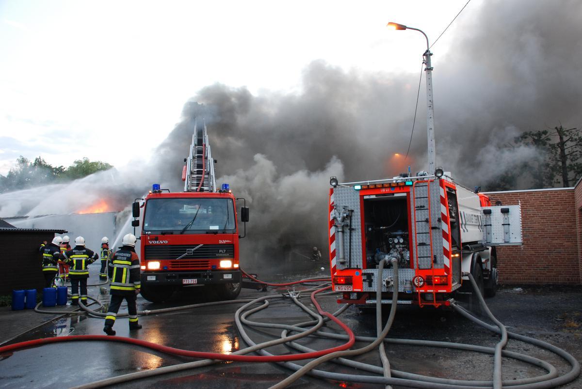In 2007 vernielde een brand, veroorzaakt door een blikseminslag, het uitvaartcentrum in de Bellevuestraat.