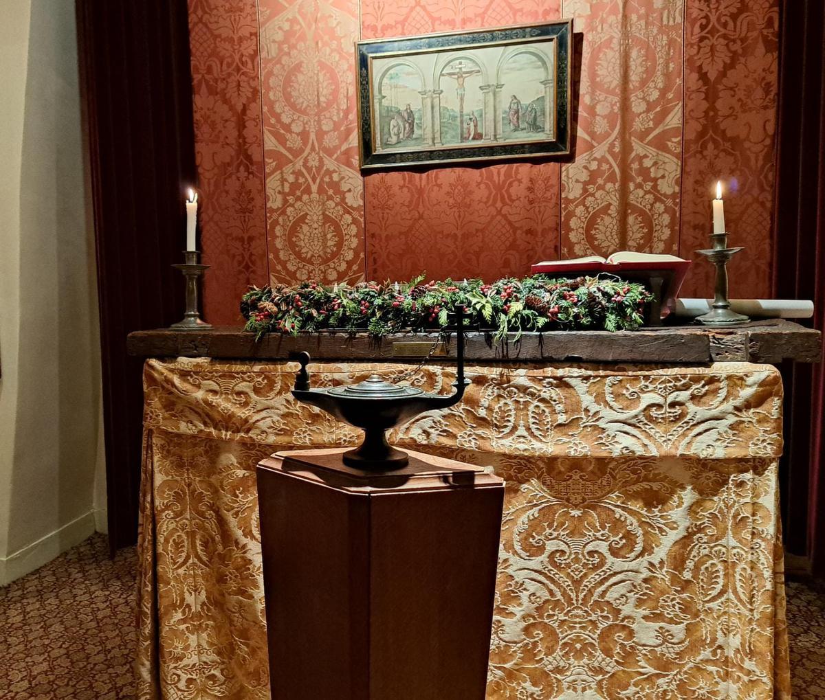 Zondagavond vierde Talbot House de 107de verjaardag van het Huis met de traditionele World Chain of Light in de kapel.