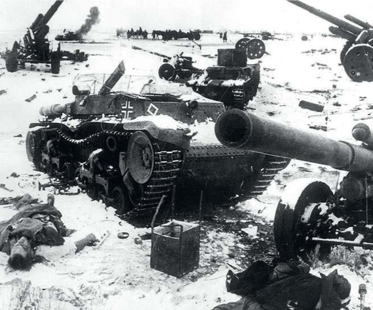 Onder de voet gelopen Wehrmachtstelling bij Stalingrad.