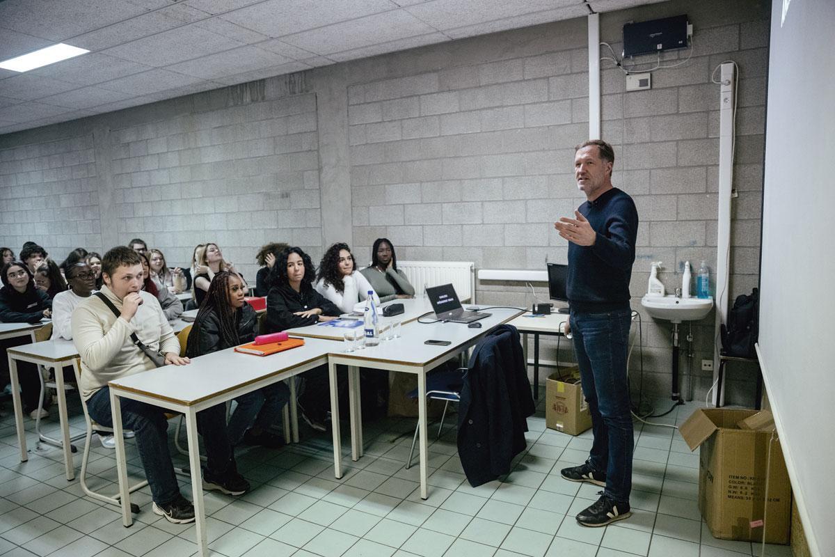 Avec les rhétos de l’Institut Saint-André