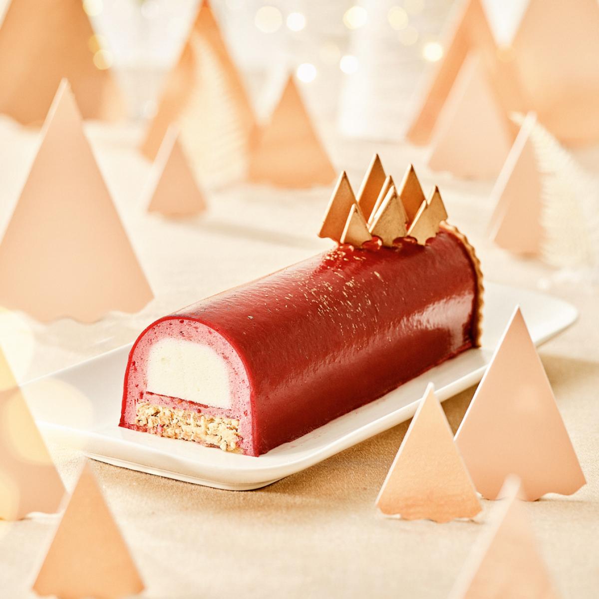 Kerststronk met framboos en nougat