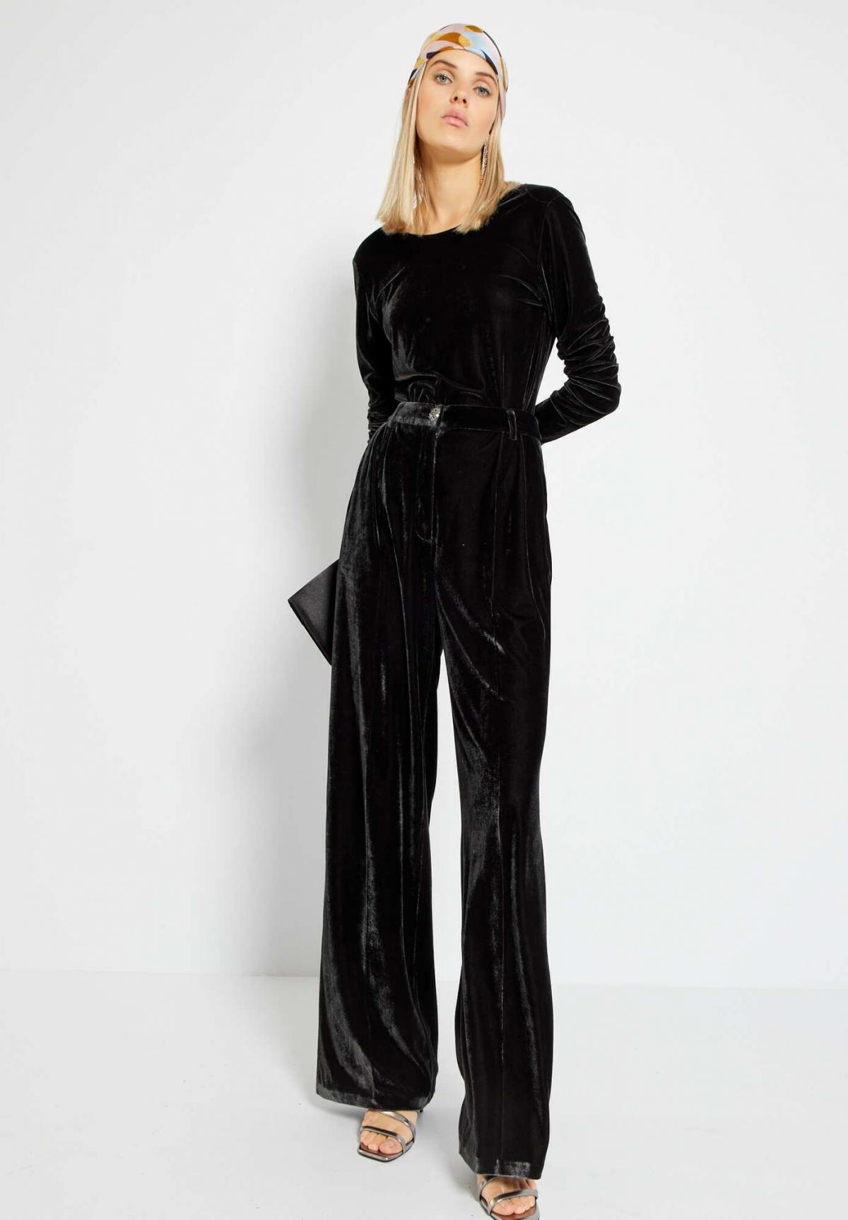 Le pantalon noir