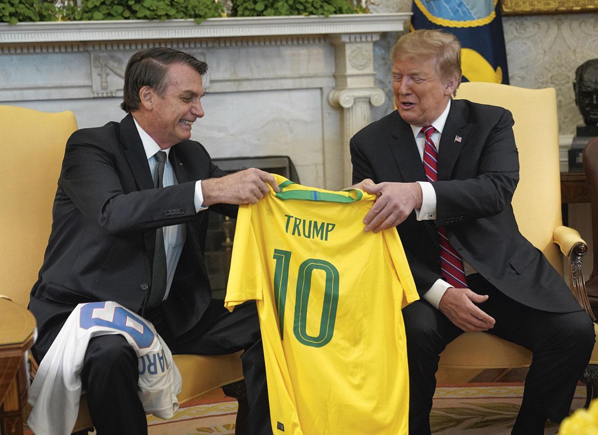Donald Trump et Jair Bolsonaro, deux populistes qui mettent en danger la démocratie.