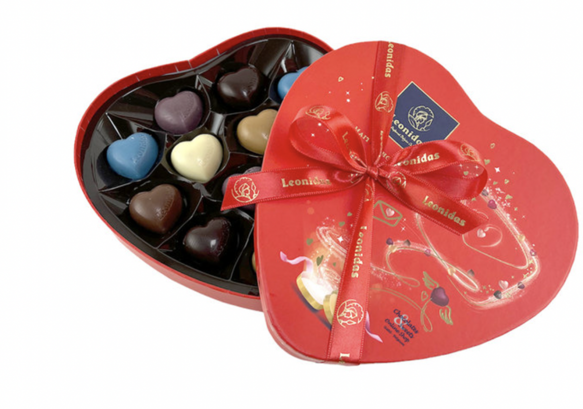 Coeur avec 12 chocolats