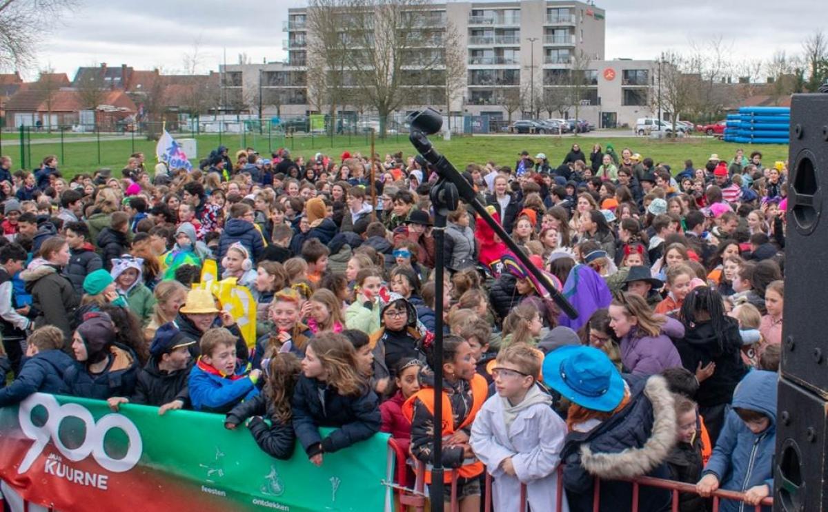 900 kinderen voor 900 jaar Kuurne.