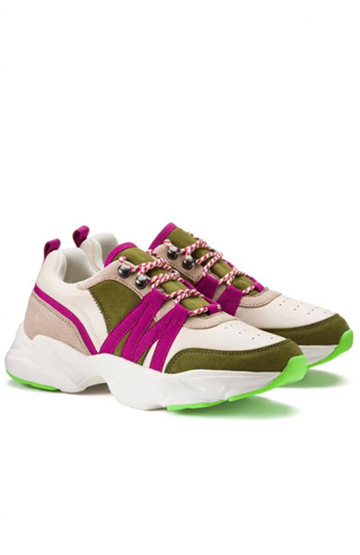 Sneakers met dikke zool