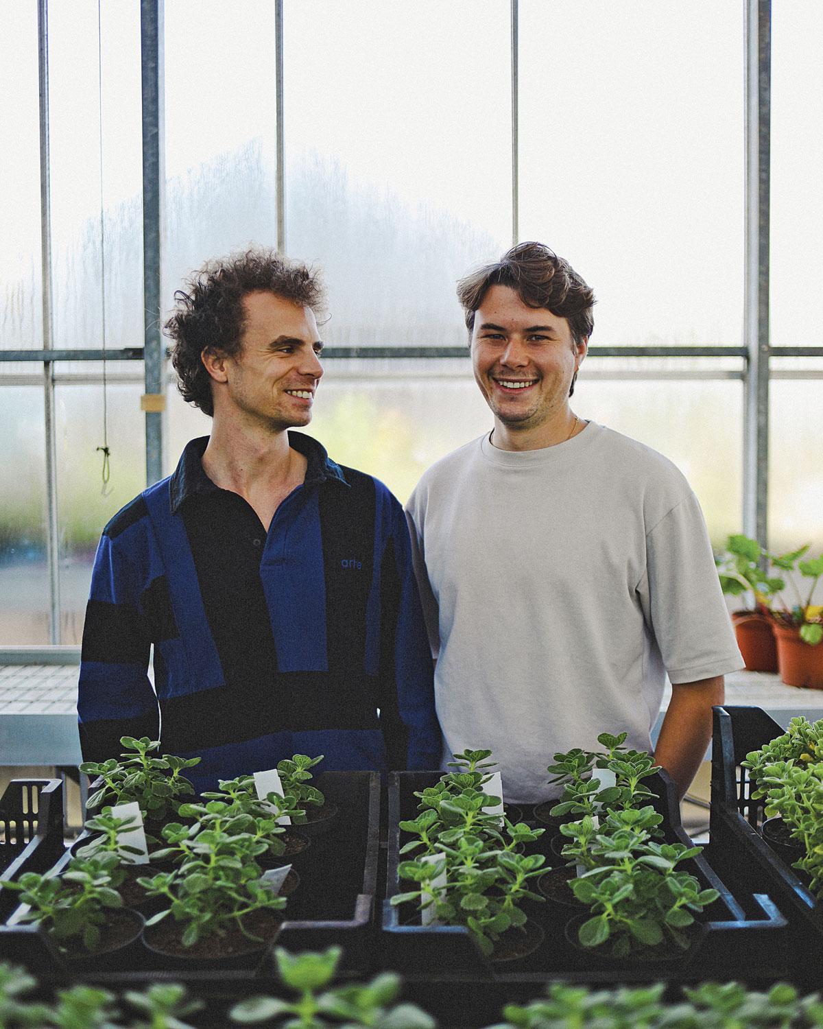 Louis Curtil EN ARNAUD MUYLAERT “We willen op de tippen van onze tenen staan om onze voetafdruk kleiner te maken.”