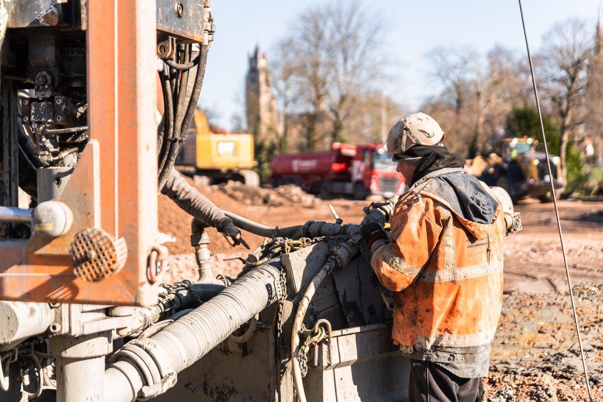 De pompen aan het werk