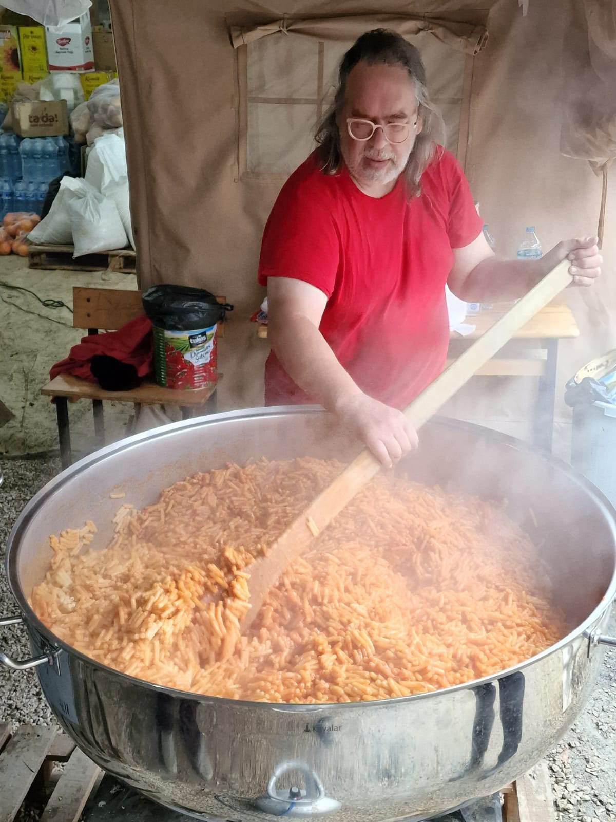 Carlo Herpoel aan het werk in Turkije.