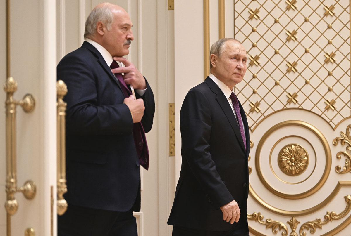 Entre Vladimir Poutine et Alexandre Loukachenko, une relation que la guerre a encore davantage déséquilibrée.