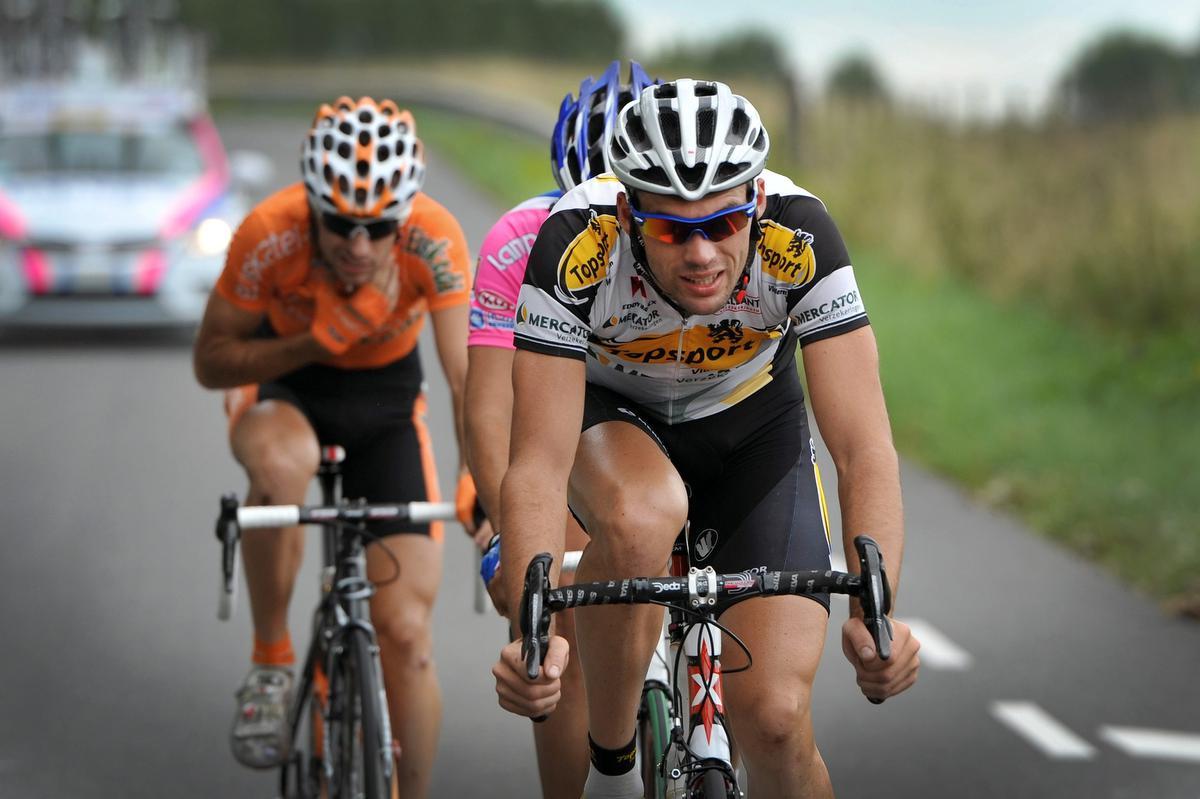 Stijn Neirynck aan de slag in de Eneco Tour van 2010.