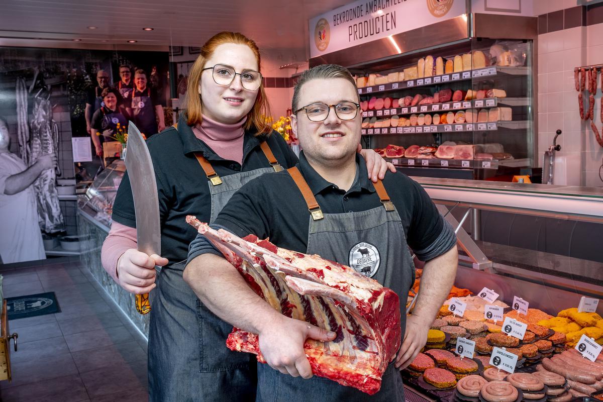 Joran Delbaere met verloofde Amber Van Steenkiste: “Dit is nochtans de mooiste job die er bestaat.”