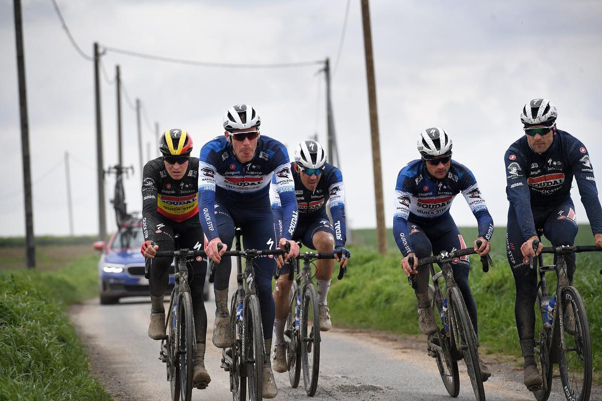 “Als je de Soudal - Quick-Step punten moeten geven op hun voorjaar kom je met moeite aan vijf op tien”, is Museeuw streng voor de mannen van Patrick Lefevere.