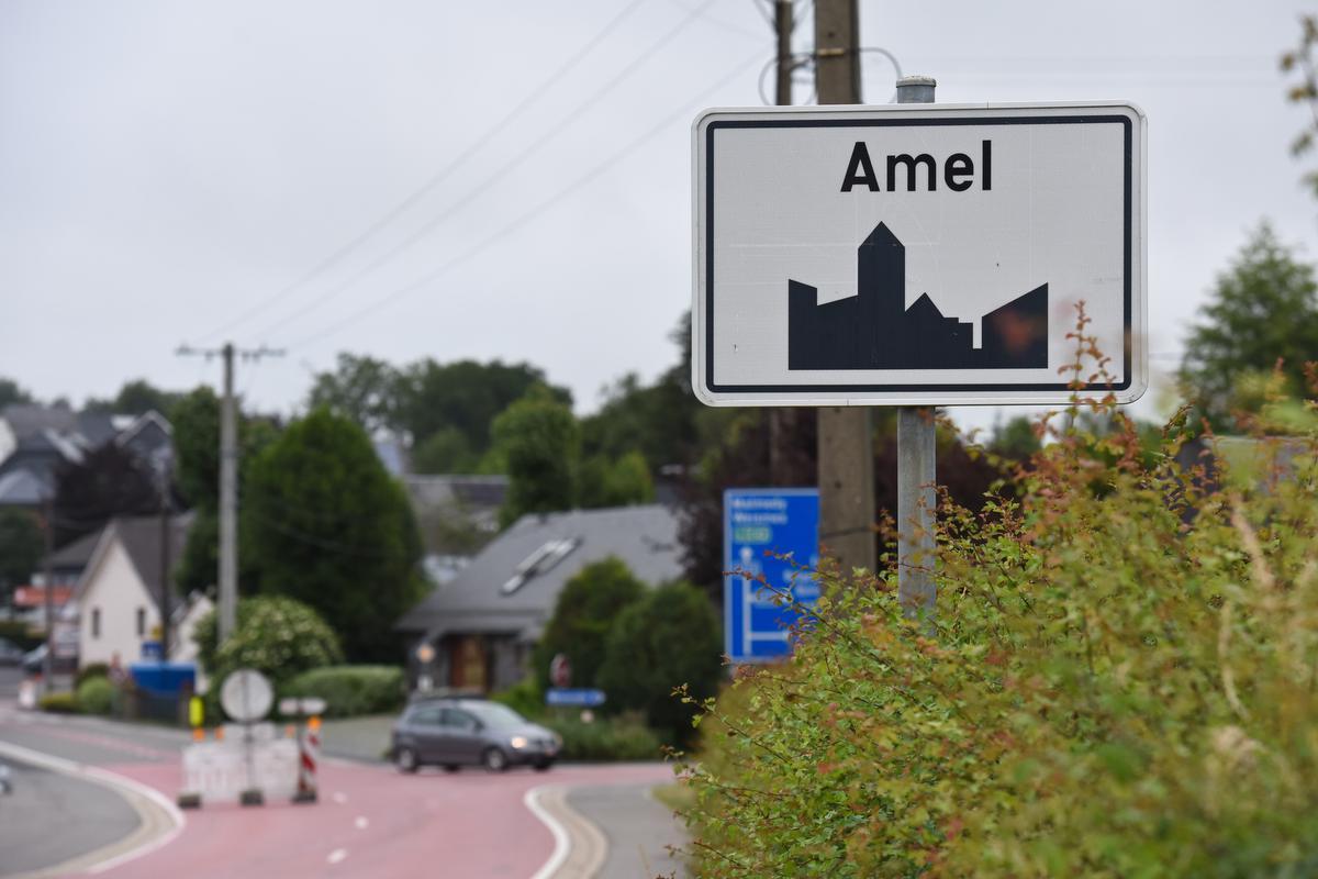 Op elk vrij moment keert Brüls terug naar Amel.