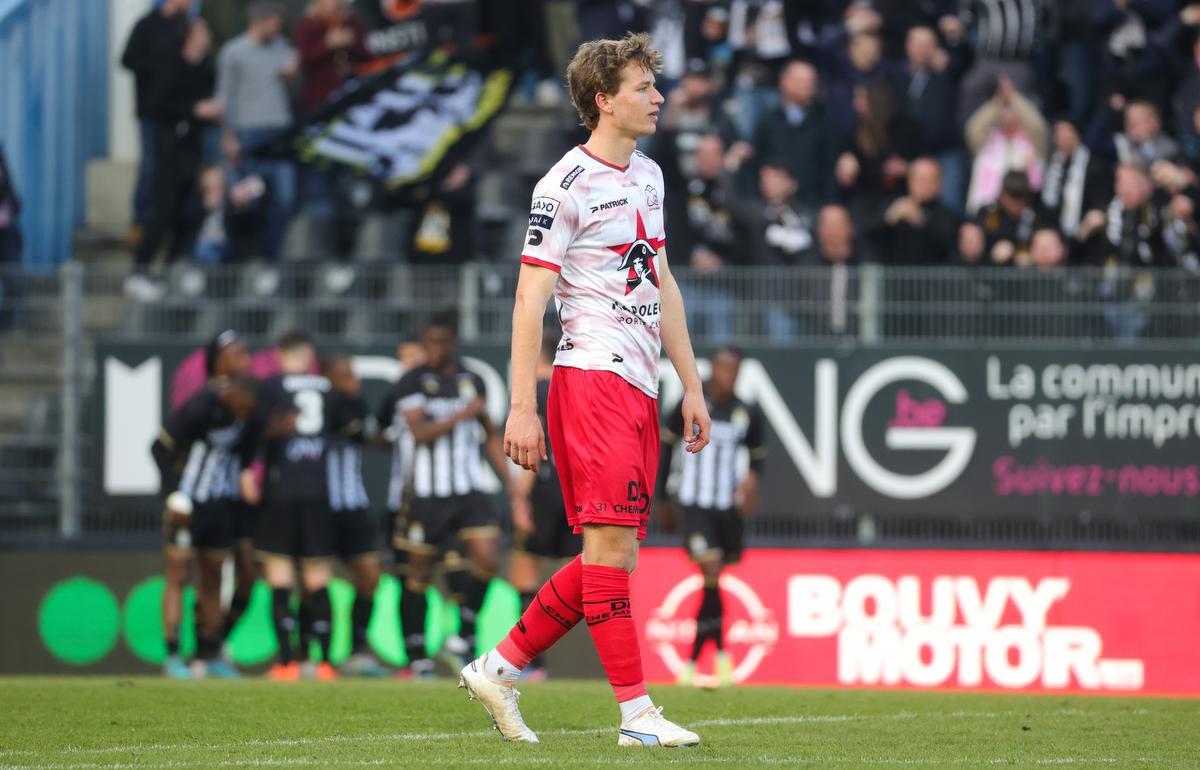 De late nederlaag tegen Charleroi was een opdoffer, “maar toch trekken we met een positief gevoel naar Eupen”, aldus Frederik D'Hollander.