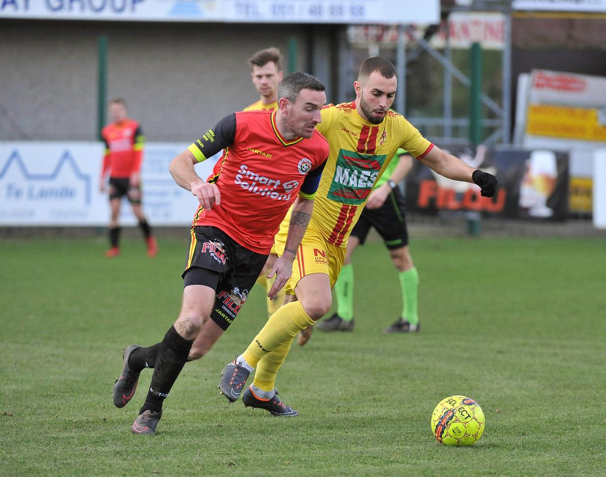 Frederik Declercq, hier bij Mandel United, maakte eerst de fusie van KSV Ingelmunster mee met Harelbeke, daarna ook die van OMS Ingelmunster met KFC Izegem.