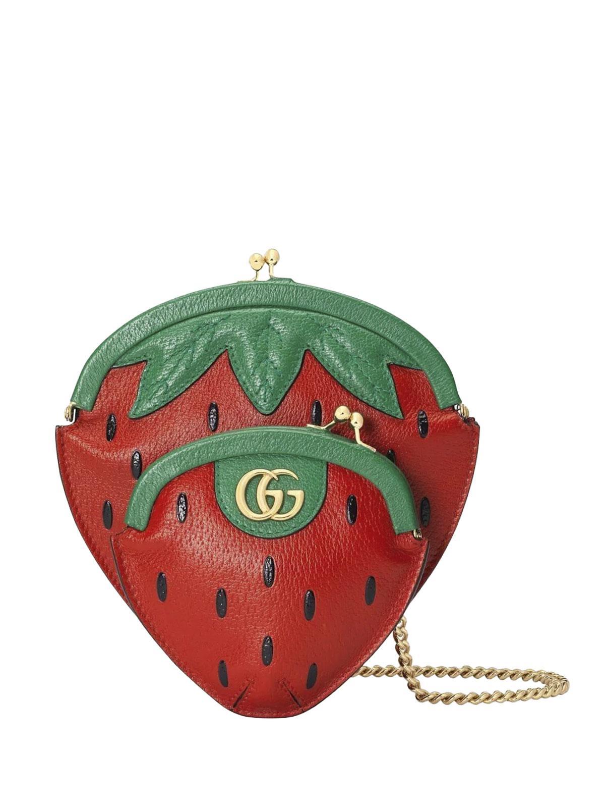 Sac fraise, Gucci, 1 900 euros, gucci.com