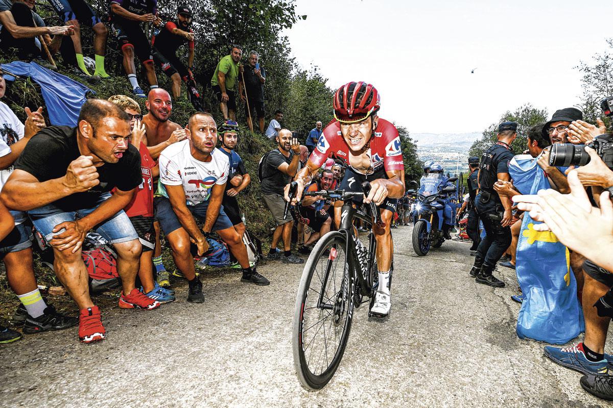 Vorig jaar in de Vuelta: Evenepoel is nu ook als klimmer wereldtop.