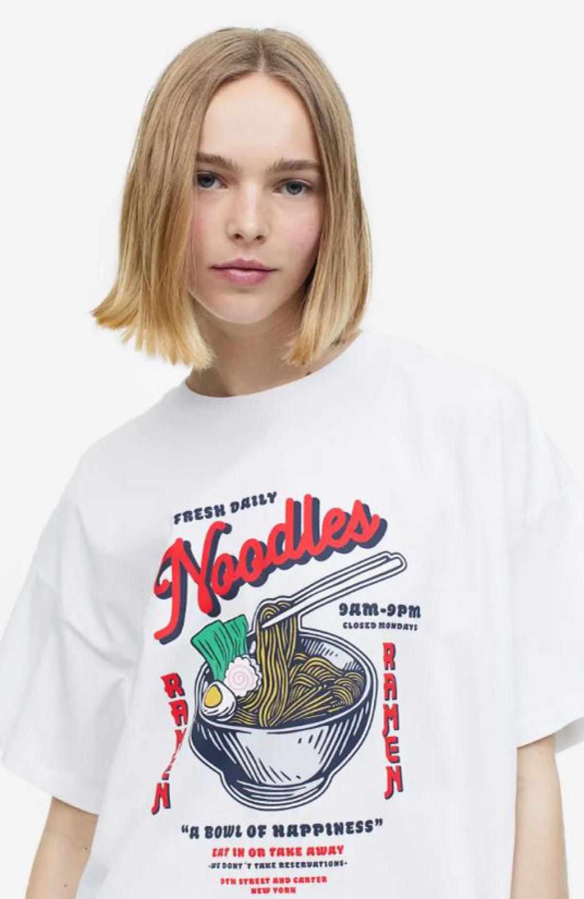 T-shirt 'Fresh Daily Noodles'