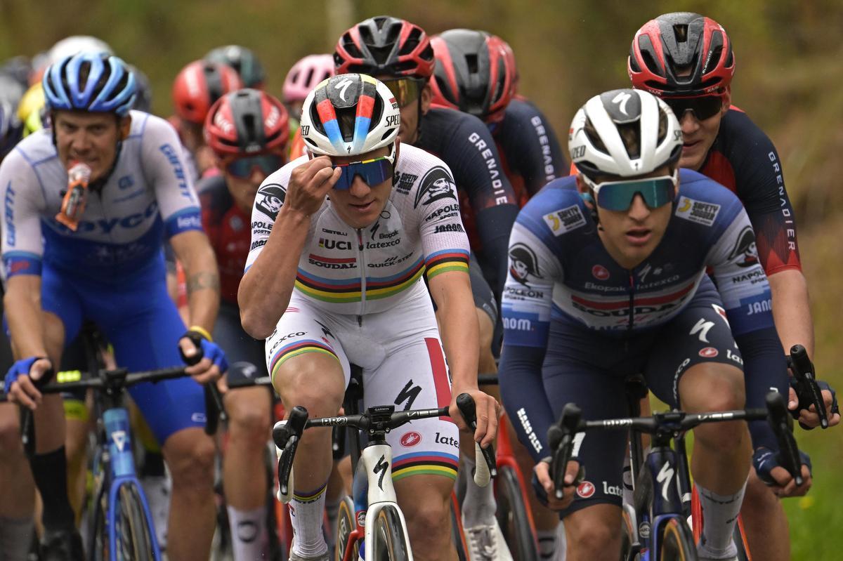 Met Van Wilder is ook de meesterknecht van Evenepoel in orde. “Het blok van Soudadl - Quick-Step zal sterk genoeg zijn om Remco te ondersteunen.”