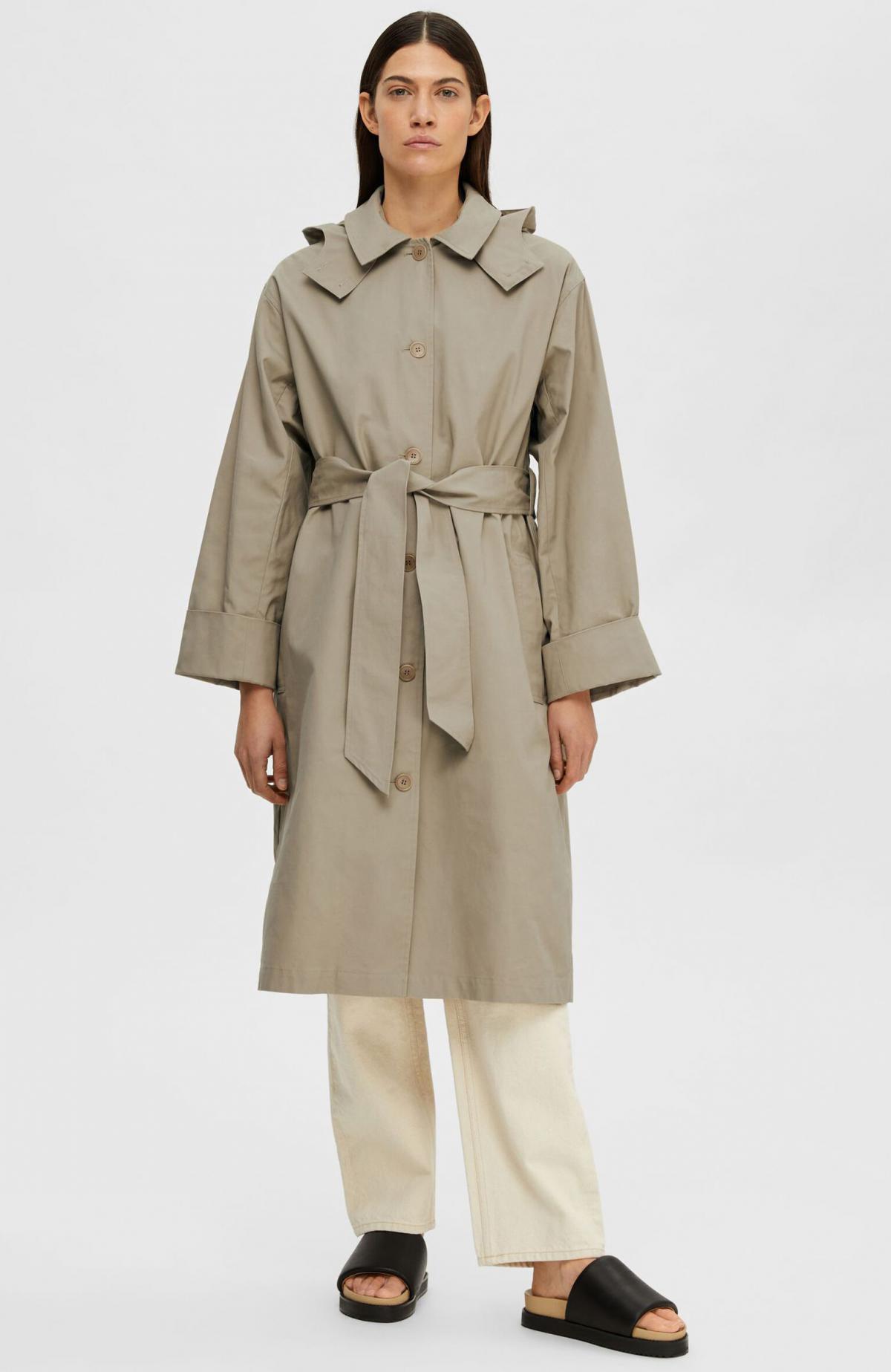 Beige regenjas met kap