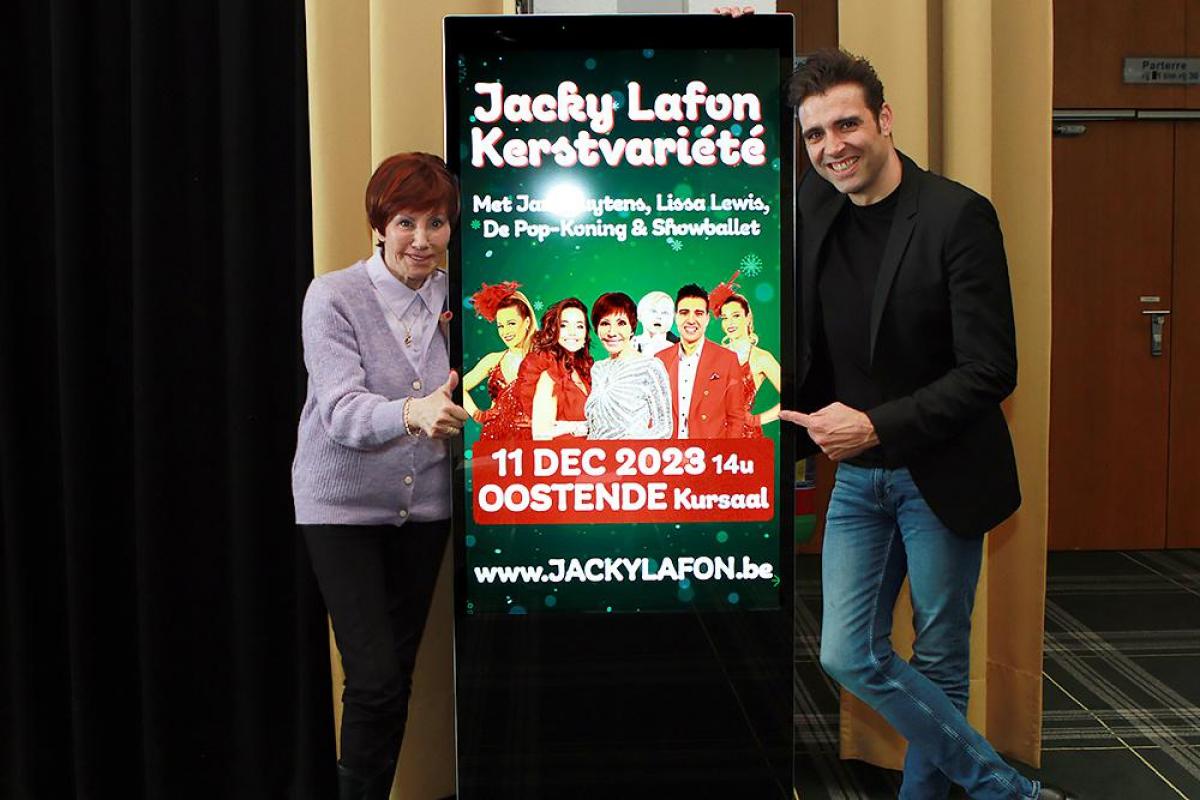 Jacky Lafon en Jan Wuytes voor de affiche van ‘Kerstvariété’.