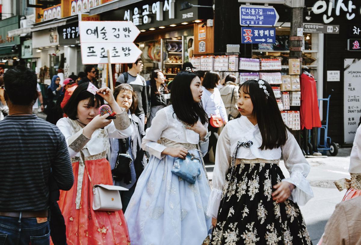 L’habit traditionnel coréen, baptisé le hanbok, permet de rentrer gratuitement dans les temples.