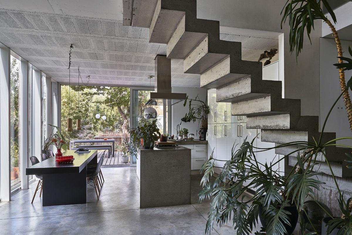 maison moderniste nathalie pollet Uccle escalier beton