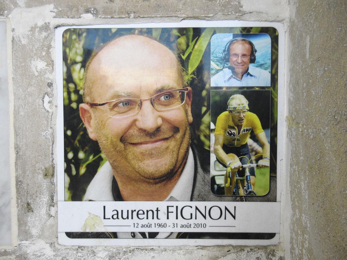 Fignons gedenkplaat op Père-Lachaise.