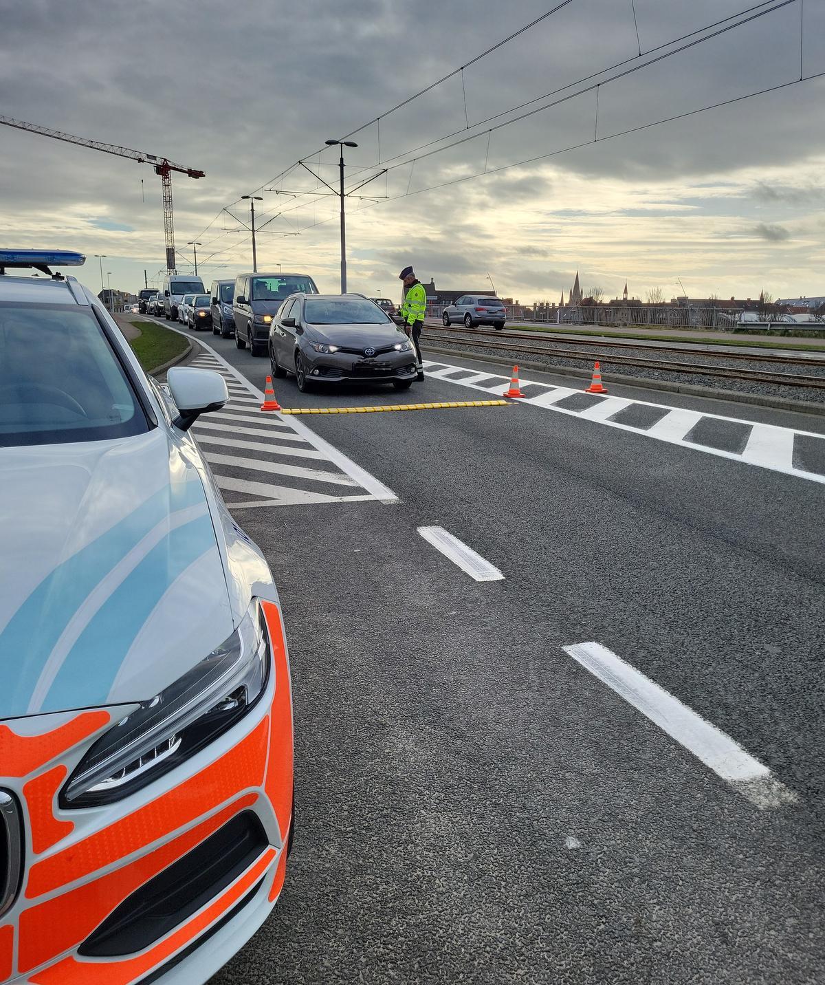 Politie Westkust neemt bromfiets in beslag die liefst 99 kilometer per ...