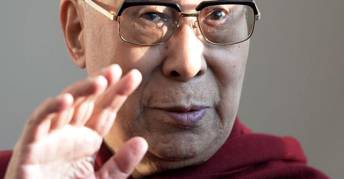 Le dalaï lama appelle l'Union européenne à une "critique constructive