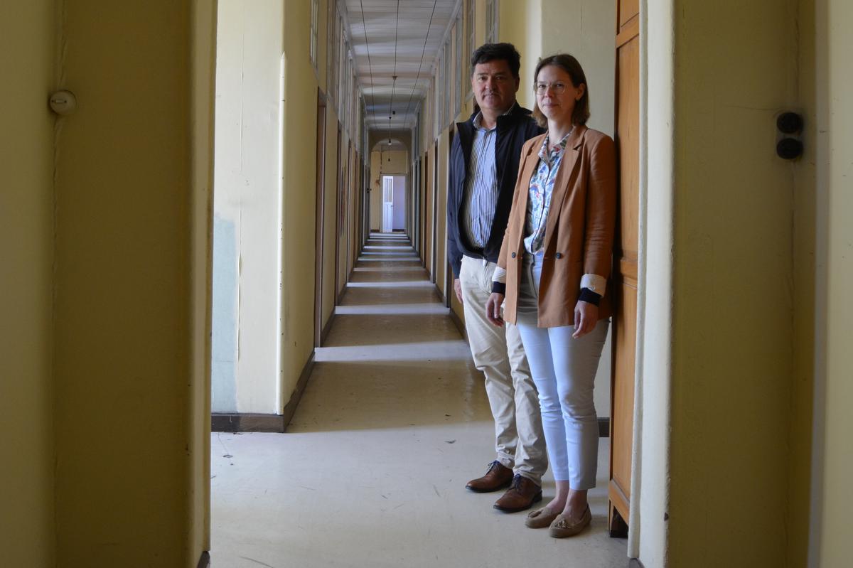 Basisschool De Bever gaat tegen de vlakte, alleen buitenkant klooster  blijft - KW.be
