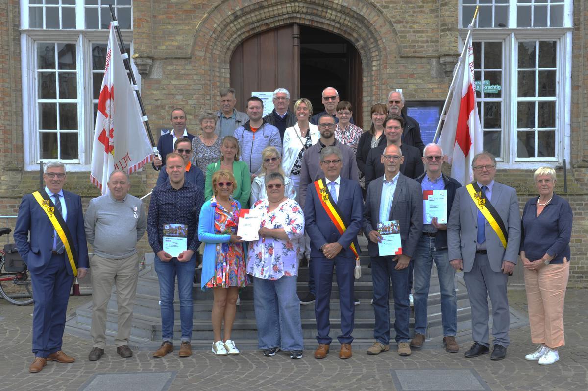 Huldiging Rode Kruis-leden En Donoren - KW.be