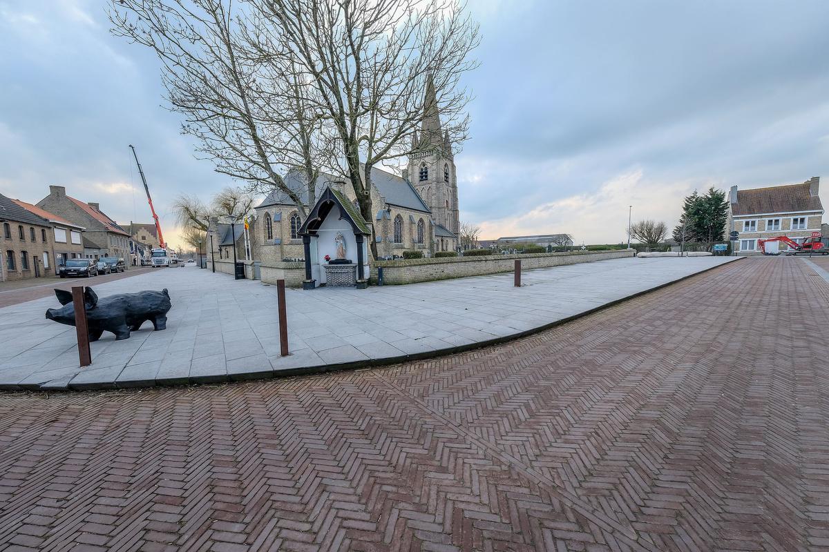 25 jaar geleden stond de kerk van Schore in vuur en vlam: “Prachtige brand in het donker”