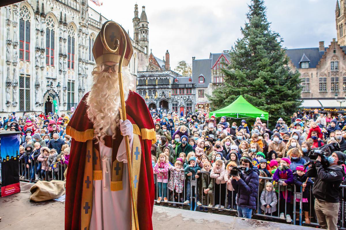 Sint Doet Zijn Intrede In Brugge: “Geen Stoute Kinderen Dit Jaar!” - KW.be