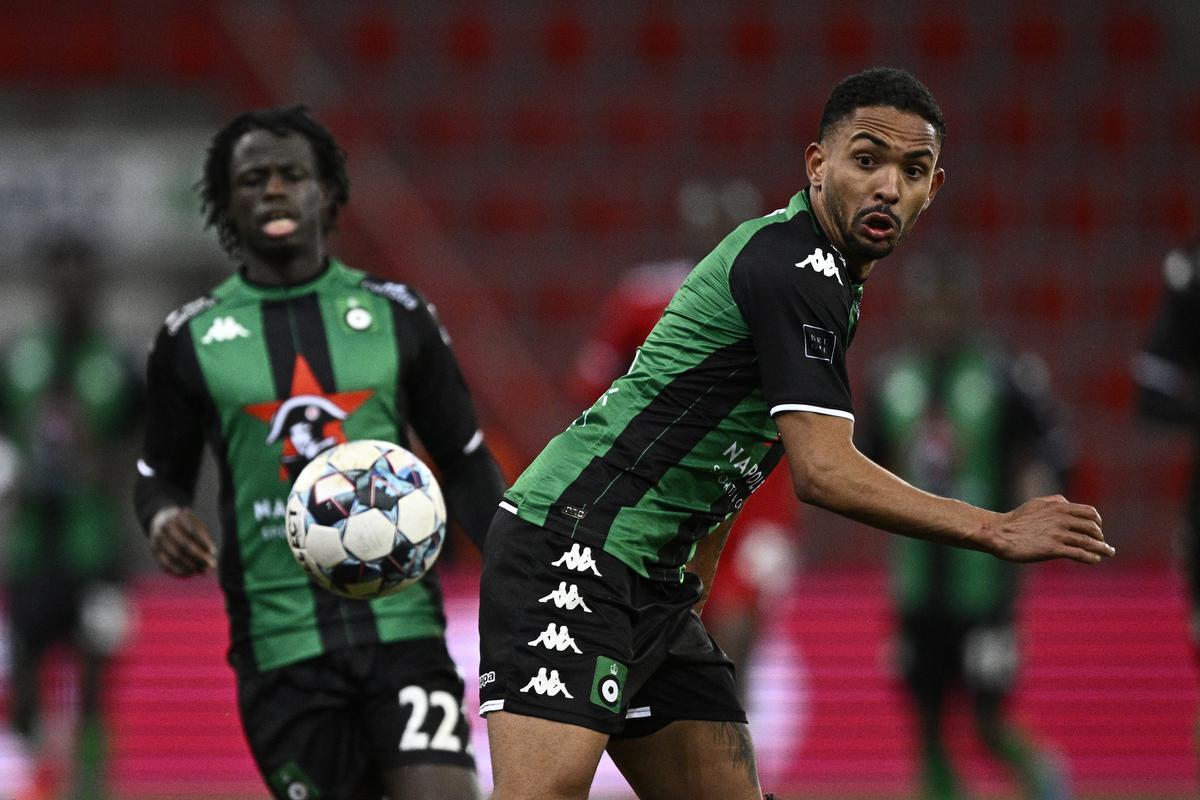 Cercle Brugge, Standard en de VAR verdelen uiteindelijk de punten KW.be Cercle Brugge, Standard en de VAR verdelen uiteindelijk de punten KW.be